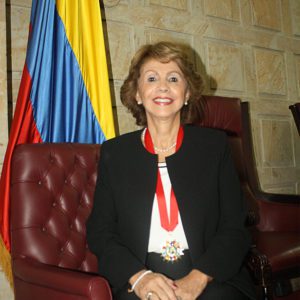 María Mercedes Gómez -Galardonada con el Premio Antonia SAntos -2