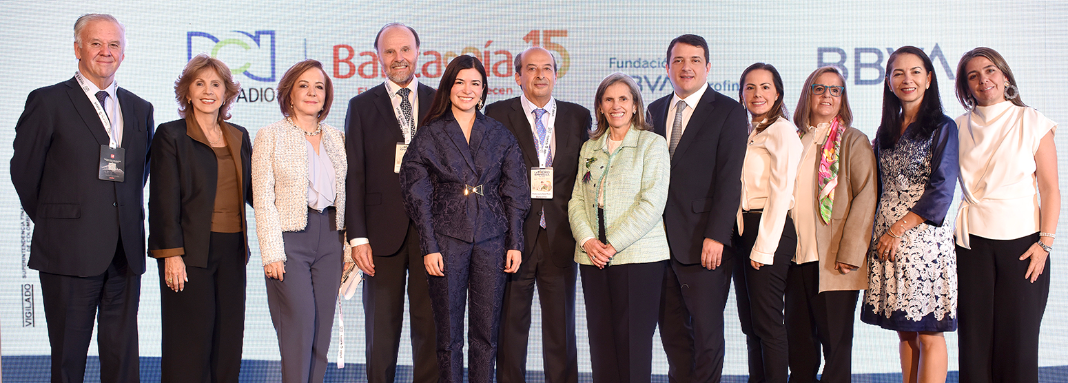 Foto Grupo PremioBancamia vf